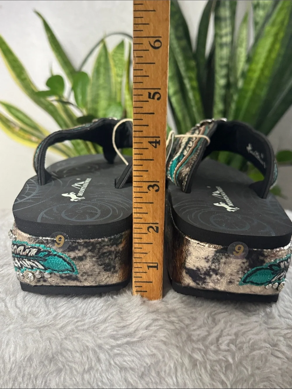 Montana West Black Embroidered Wedge Sandals & Rhinestone Center-New! Women's 9